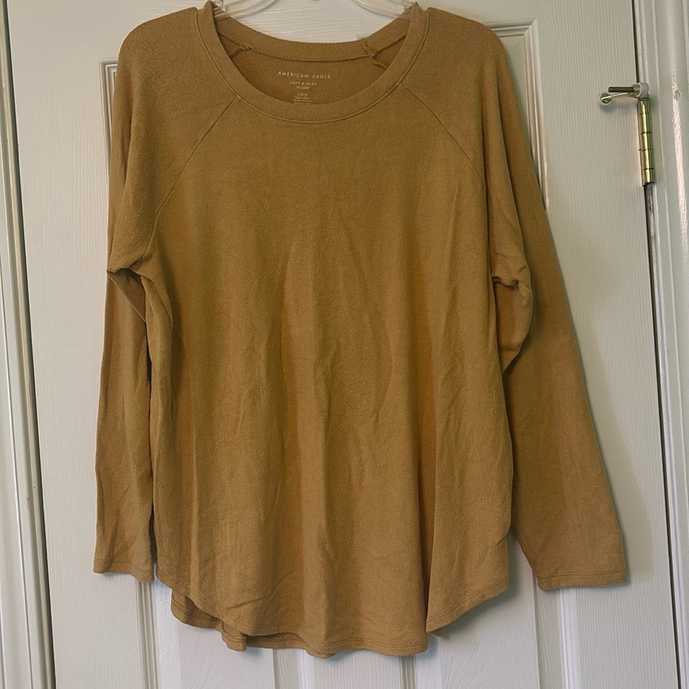 American Eagle. Sz L. Soft & Sexy Plush long sleeve